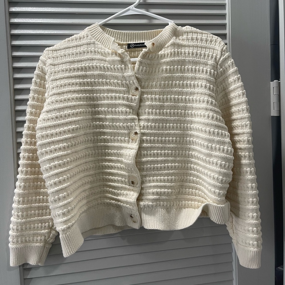 Knit sweater